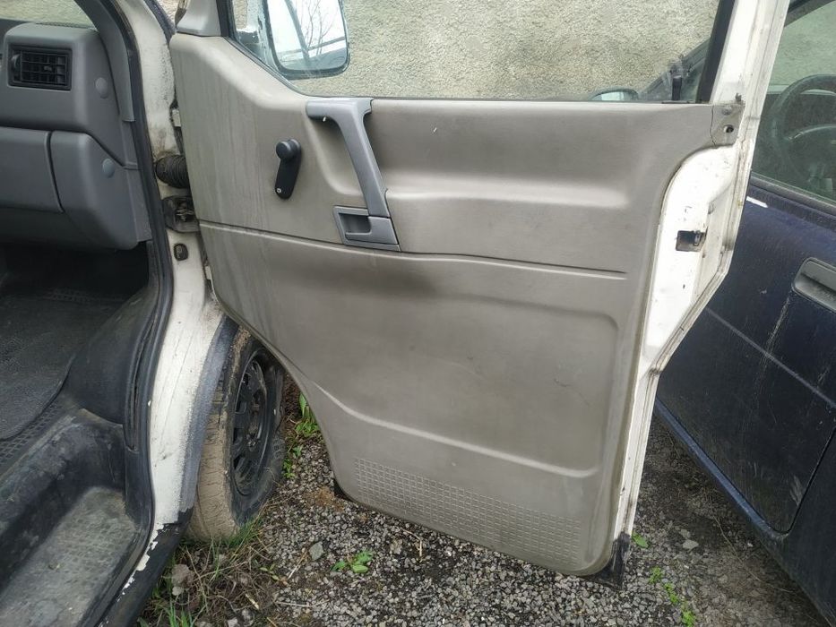 Dezmembrari  VW TRANSPORTER Mk 4 / T4  1990  > 2003 2.4 D Motorina