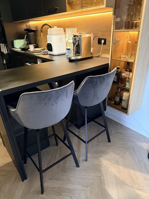 Scaune inalte pentru bar sau insula 360 grade