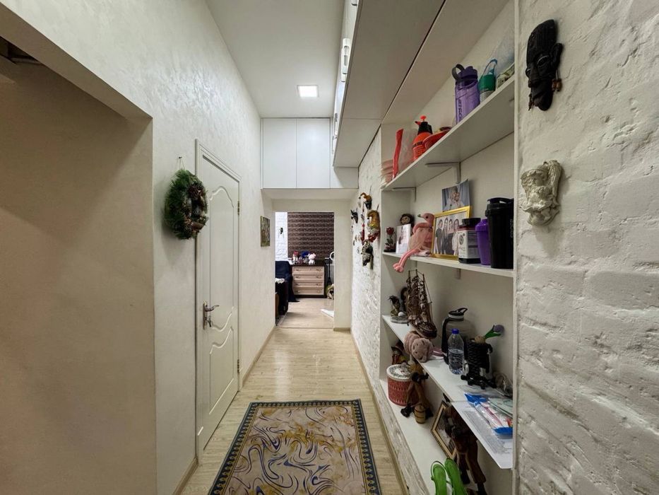 Своя 2в3 комнатная Урда с ремонтом ул. Алишер Навои