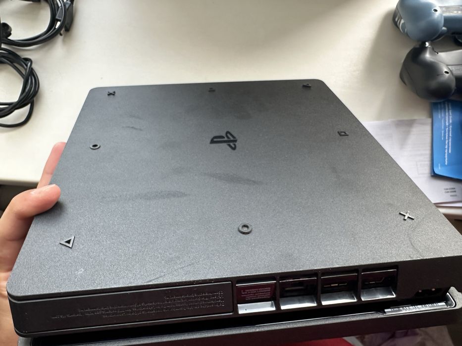 Sony playstation 4 slim 1 tb