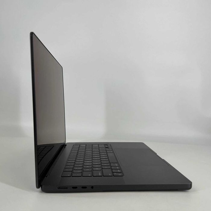 Apple MacBook Pro 16 M3 Pro 12-Core 18GB RAM 512GB SSD Space Black