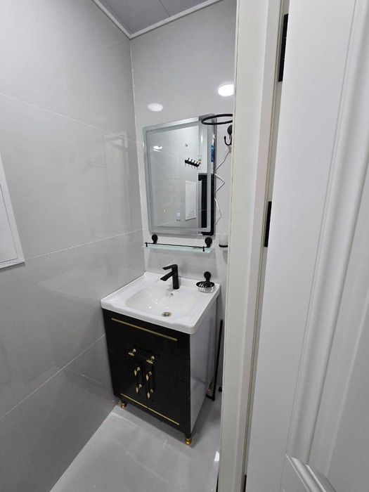 Продаётся 1х переделан на 2х квартира на 9 этаж орр БУХОРО СИТИ