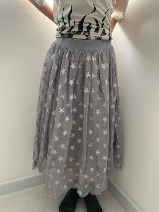 Серебристая юбка со звёздочками