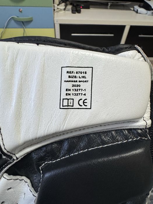 Cască HAMMER din piele naturală NOUĂ pentru box