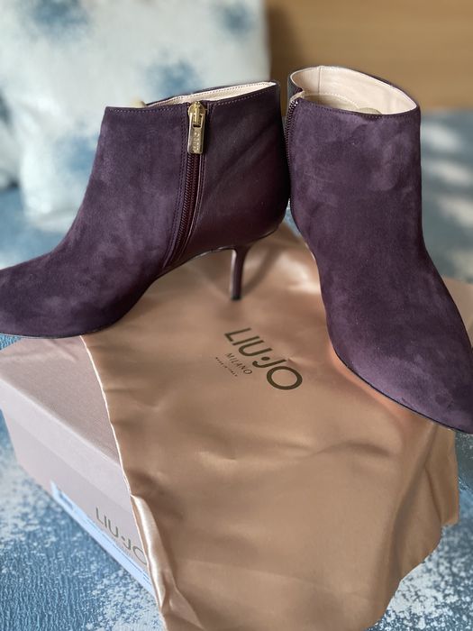 Ghete Liu-Jo marimea39, toc de 4 cm f comod.