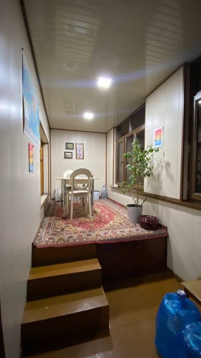 massiv chorsu da kvartira 5 hona