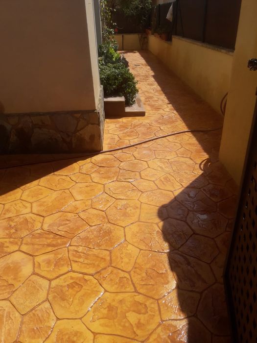Beton Amprentat Si Vertical!