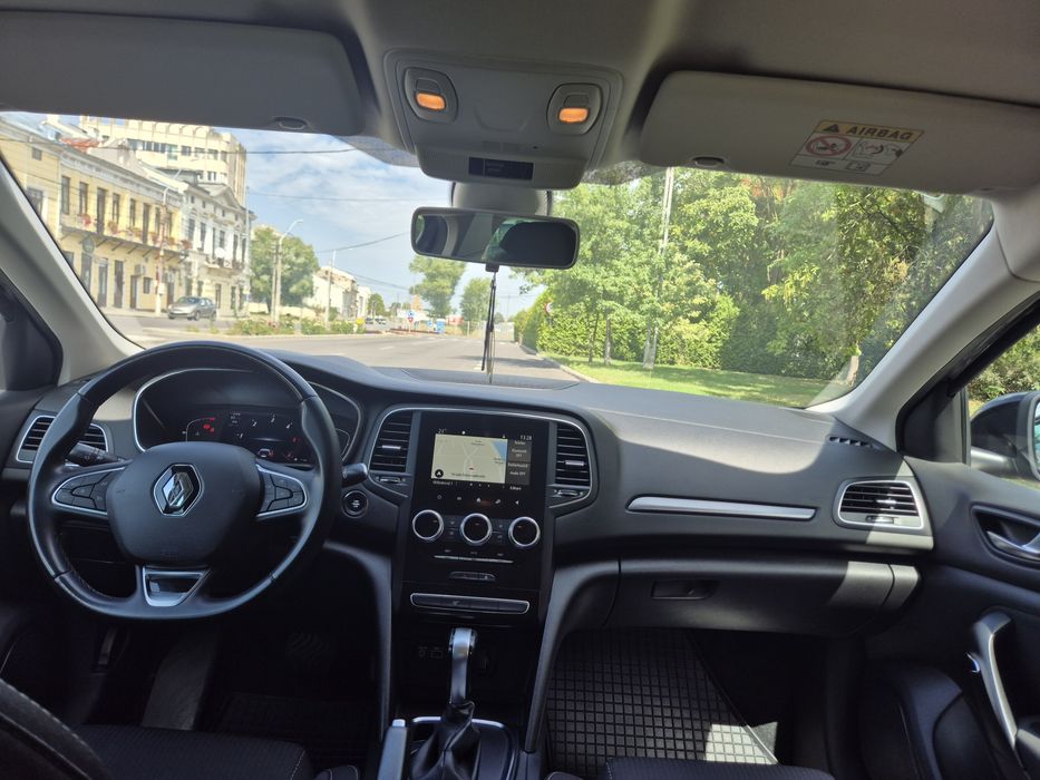 RENAULT Megane 2021 — imagine 5