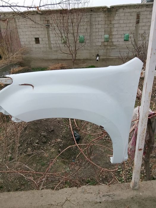 Авто запчаст на Isuzu пикап