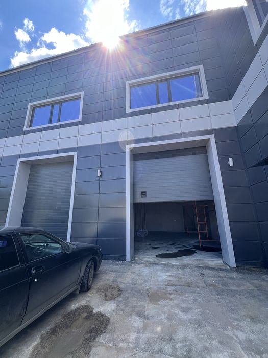 Продам новое здание с площадью 600 м2