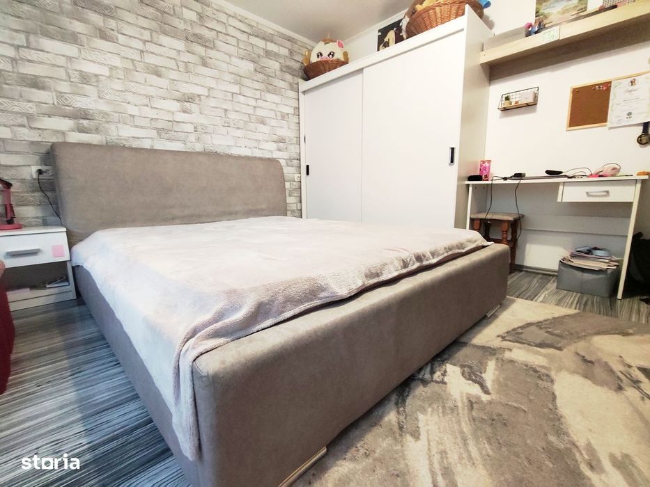 Ap 2 camere+terasa 103mp str Razoare in spate la Vivo
