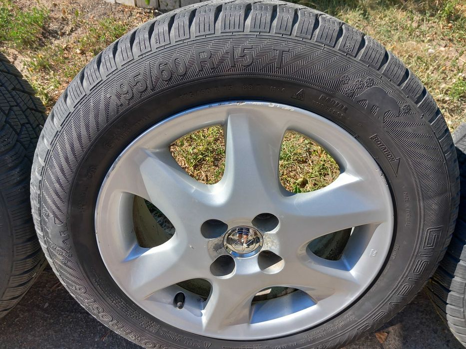 джанти Toyota 15" комплект със зимни гуми