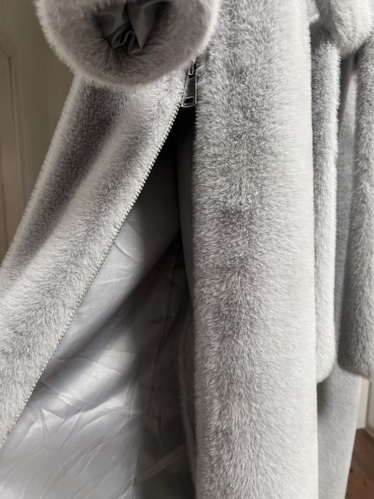 Продам эко шубку без капюшона