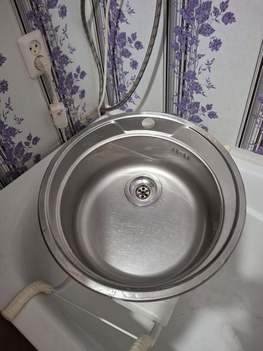 Продам мойку для кухни