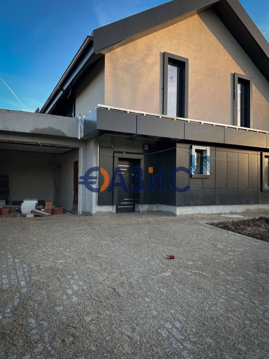 Продава се Къща в с. Приселци, Област Варна - 208 кв.м за 625 €/кв.м - Снимка #4