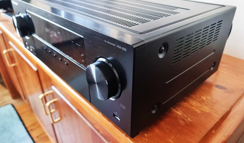 Продава се ресивър Pioneer VSX-323K
