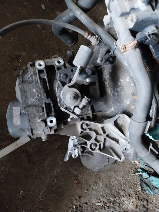 Cutie de viteza manuala, 5 trepte Opel Zafira B Z16XER an 2007-2010
Cu