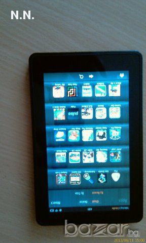 Продавам почти чисто нов таблет Amazon Kindle Fire 8GB 7" IPS Display