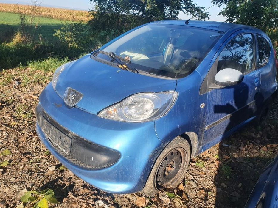 Dezmembrez Peugeot 107 an 2006, motor 1.0 benzina, 50kw 68cp CFA 348F citroen c1 dezmembrez piese