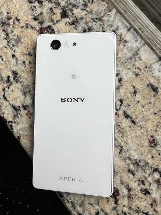 Sony Xperia Z3 Compact D5803 white nou nout ,functional orice retea!