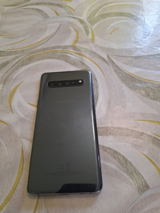 Samsung S10- като нов