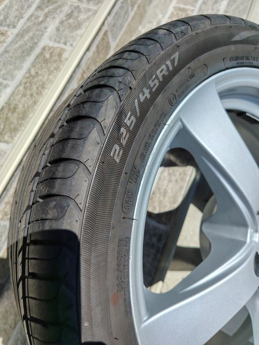 Jante roti  aliaj vw Audi r17 sau schimb cu jante peugeot 3008