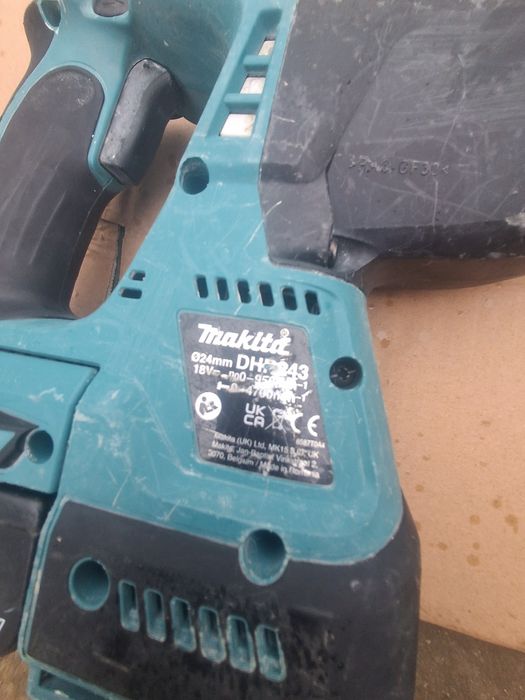 Rotopercutoare  makita DHR 242 / makita DHR 243.