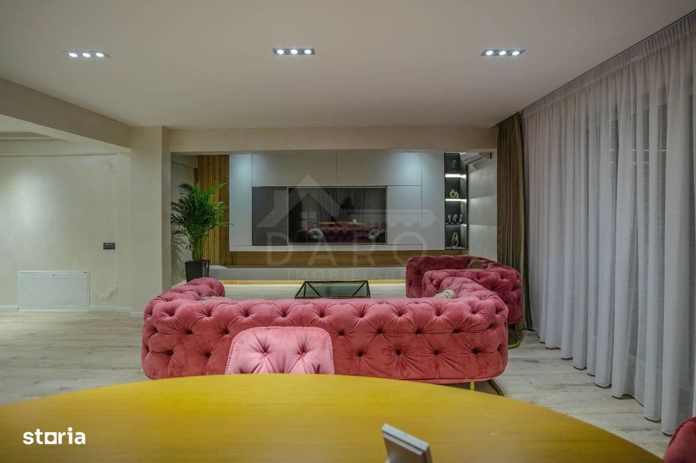 Penthouse de închiriat .