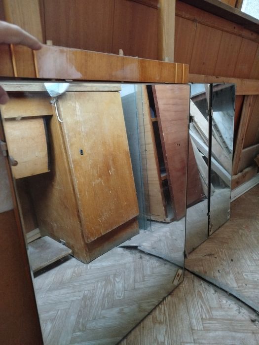 Продам зеркала несколько штук