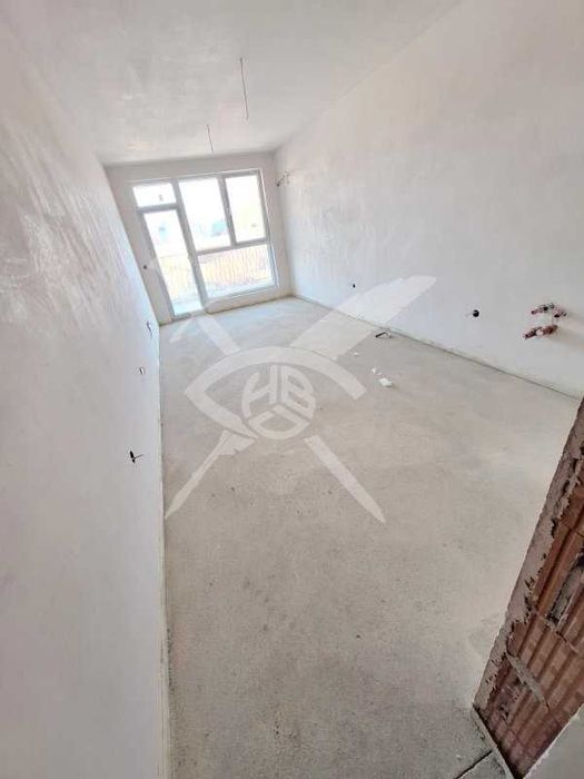 Продава се Двустаен апартамент в Бургас, Славейков - 65 кв.м за 1308 €/кв.м - Снимка #2