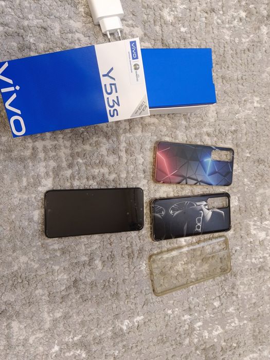VIVO Y53s  8GB . 128GB