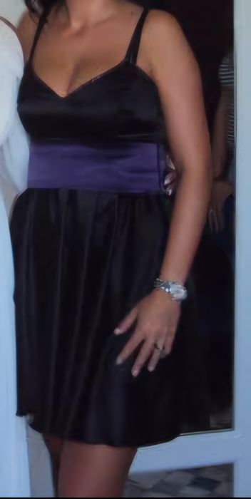 Rochita potrivita mărimea S