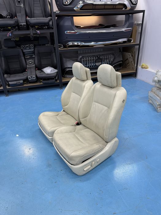 Lexus 460 2 та олди.