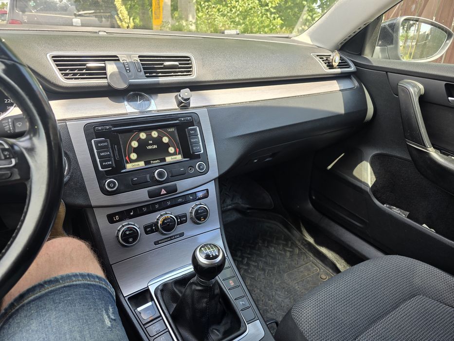 VOLKSWAGEN Passat 2012 — imagine 3