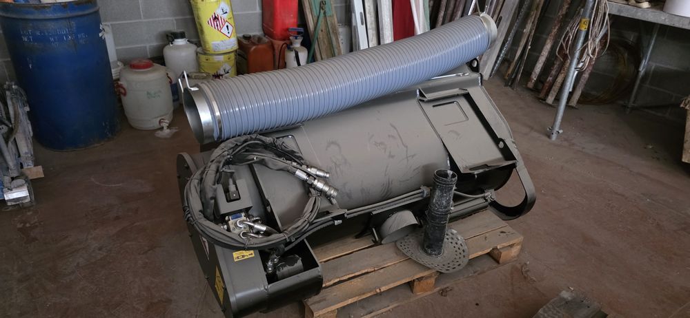 Lamă Zăpadă miniincarcator Bobcat de 2.2m cu  Malaxor ciment