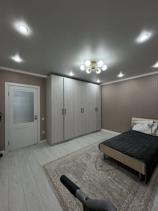 Продам 3 комн в центре