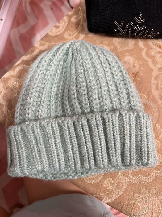 Зеленая шапка Бесплатно