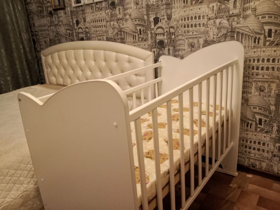 Продаётся Манеж детский.