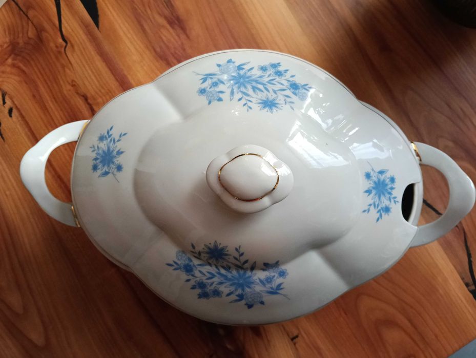 Български стар порцелан на "Китка" със златен кант