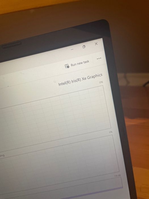 ASUS vivobook laptop