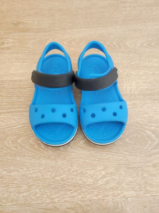Сандалии crocs c7 (23-24)