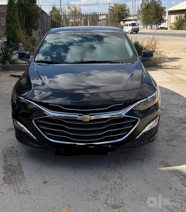 Malibu 2  turbo benzinda yangi moshina