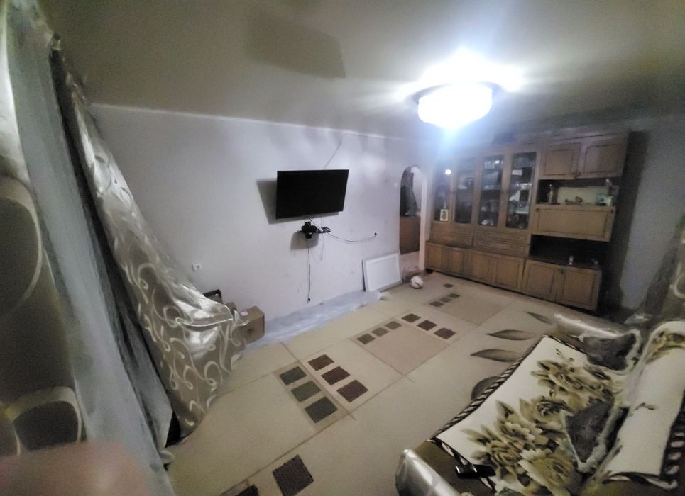 Продам 4-х ком квартиру