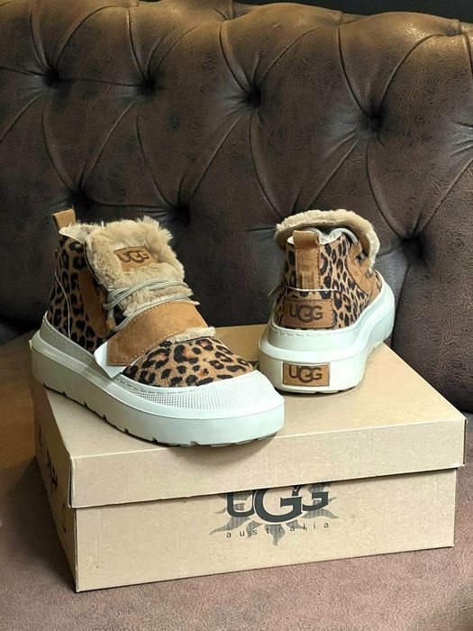 Ugg-uri diferite modele