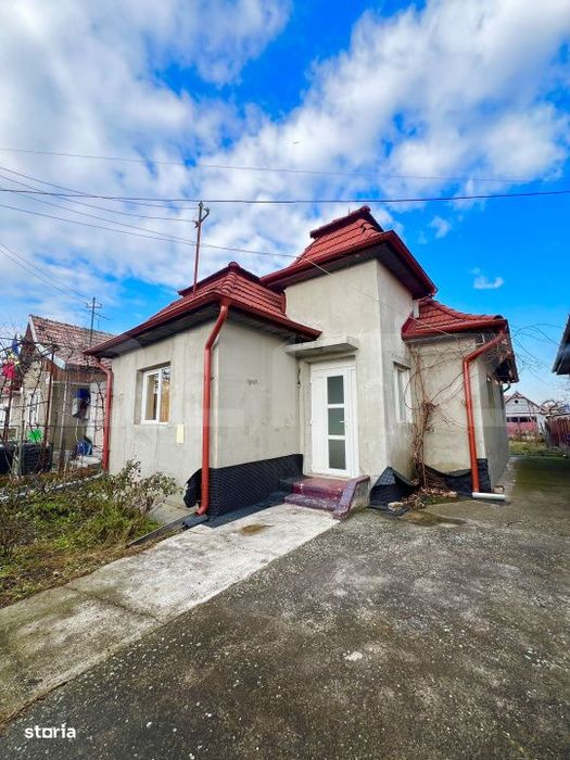 Casa individuala cu 3 camere, zona Poiana