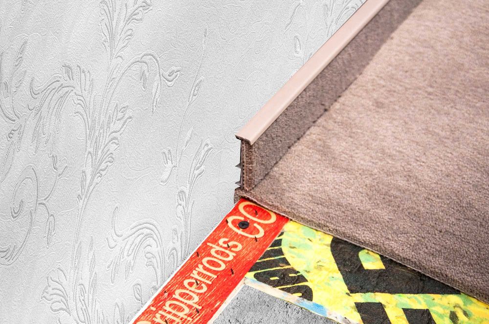 Плинтус для ковролана и ковролина