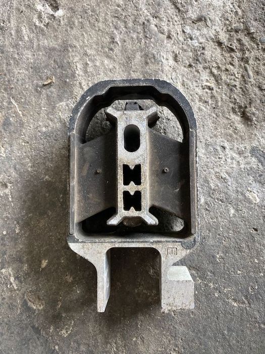 Tampon motor antibalans VOLVO V40 2012+ 31359652