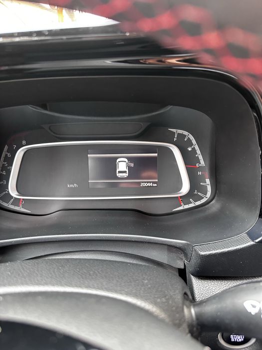 СРОЧНО Киа сонет 3 позиция