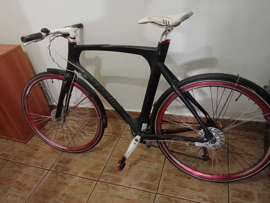 Vând 2 biciclete