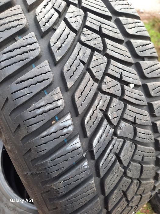 Зимни гуми 17цола.